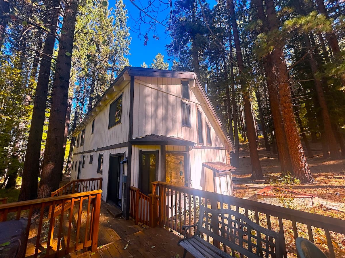 Unique Mountain Chalet on 1.5 Acres, Hot Tub - Photo 3