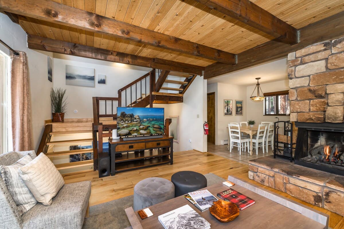 Townhouse in Incline Village · ★4.98 · 2 bedrooms · 3 beds · 1.5 private baths - Photo 2