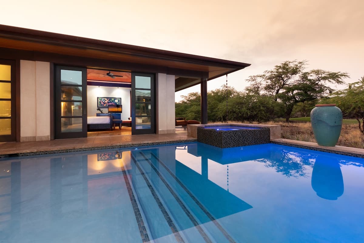 Home in Waimea · ★5.0 · 4 bedrooms · 8 beds · 3.5 baths - Photo 4
