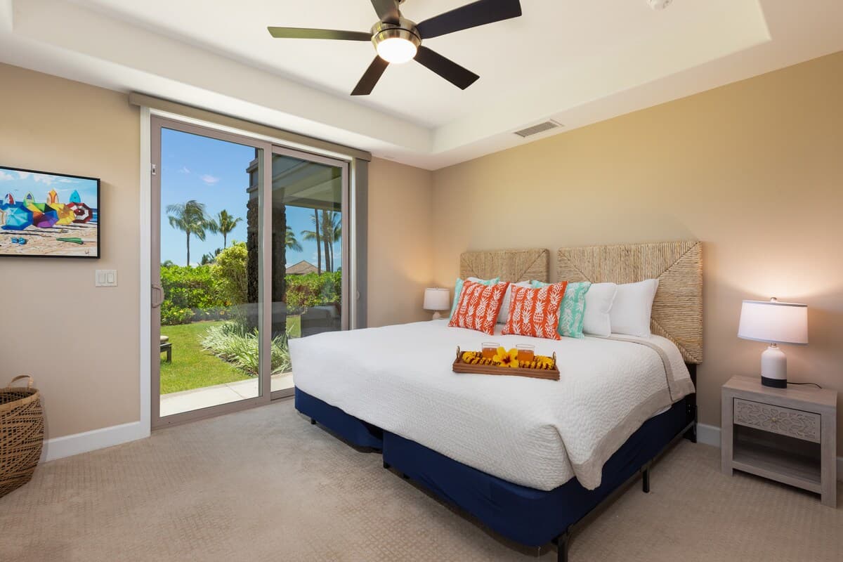 Home in Waimea · ★4.93 · 4 bedrooms · 7 beds · 3.5 private baths - Photo 4