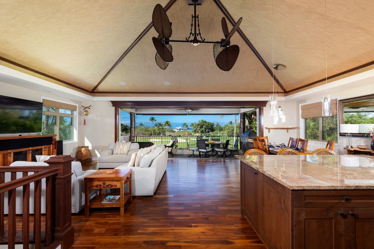 Home in Waimea · ★5.0 · 4 bedrooms · 6 beds · 3 baths - Photo 2
