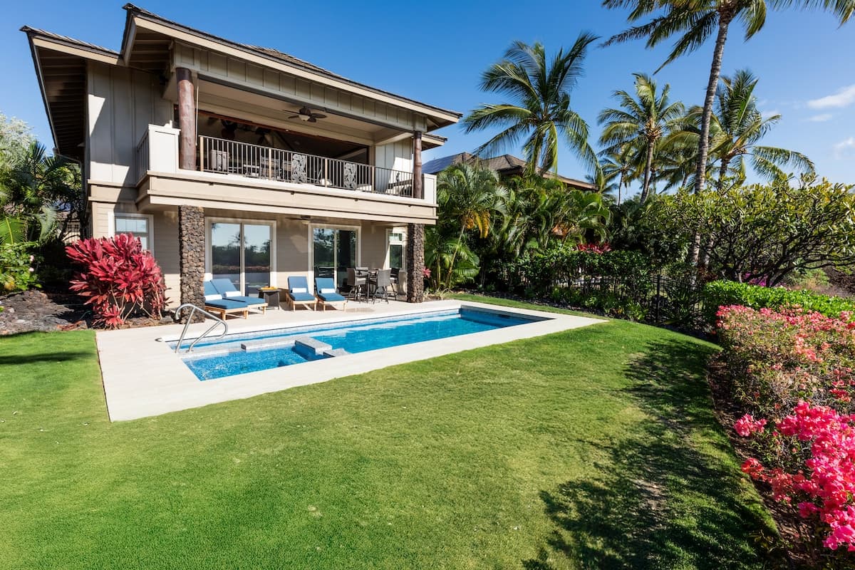 Home in Waimea · ★5.0 · 4 bedrooms · 6 beds · 3 baths - Photo 1