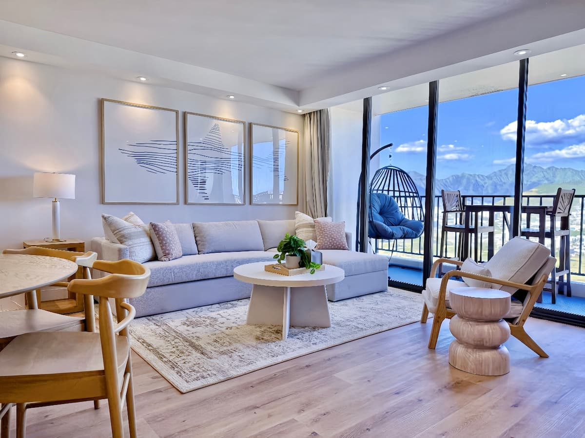 34FL-Upscale Mountain View 1BR-Waikiki w/Parking - Photo 4