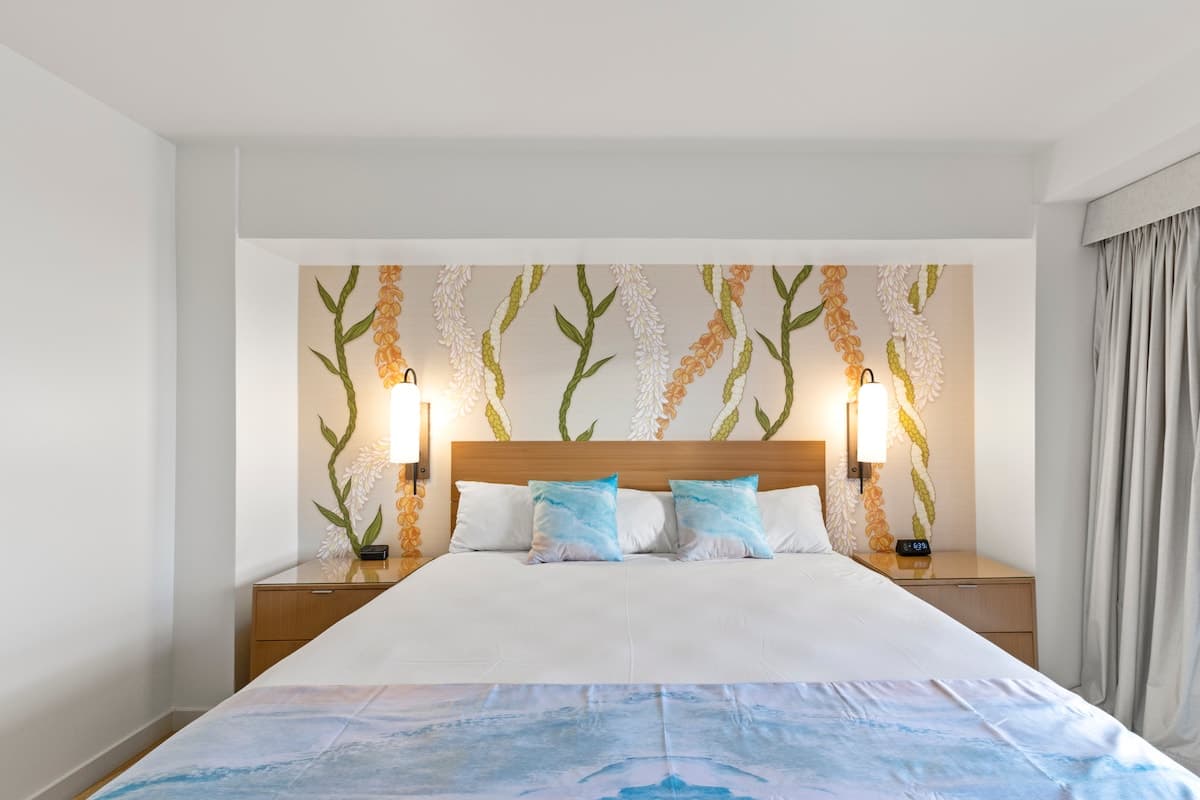 Hotel in Honolulu · ★4.86 · Studio · 1 bed · 1 private bath - Photo 3