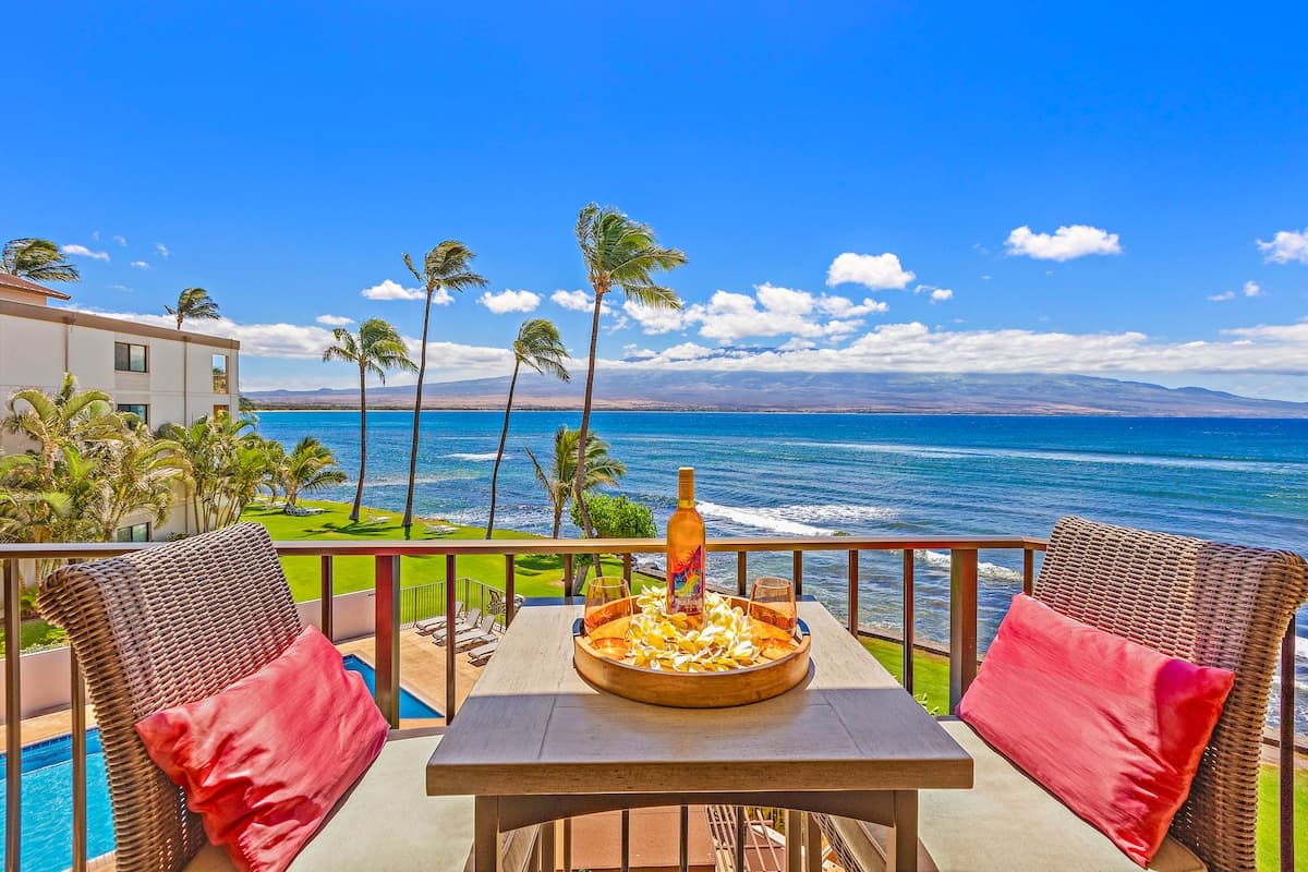 Condo in Wailuku · ★4.91 · 1 bedroom · 1 bed · 1 bath - Photo 1