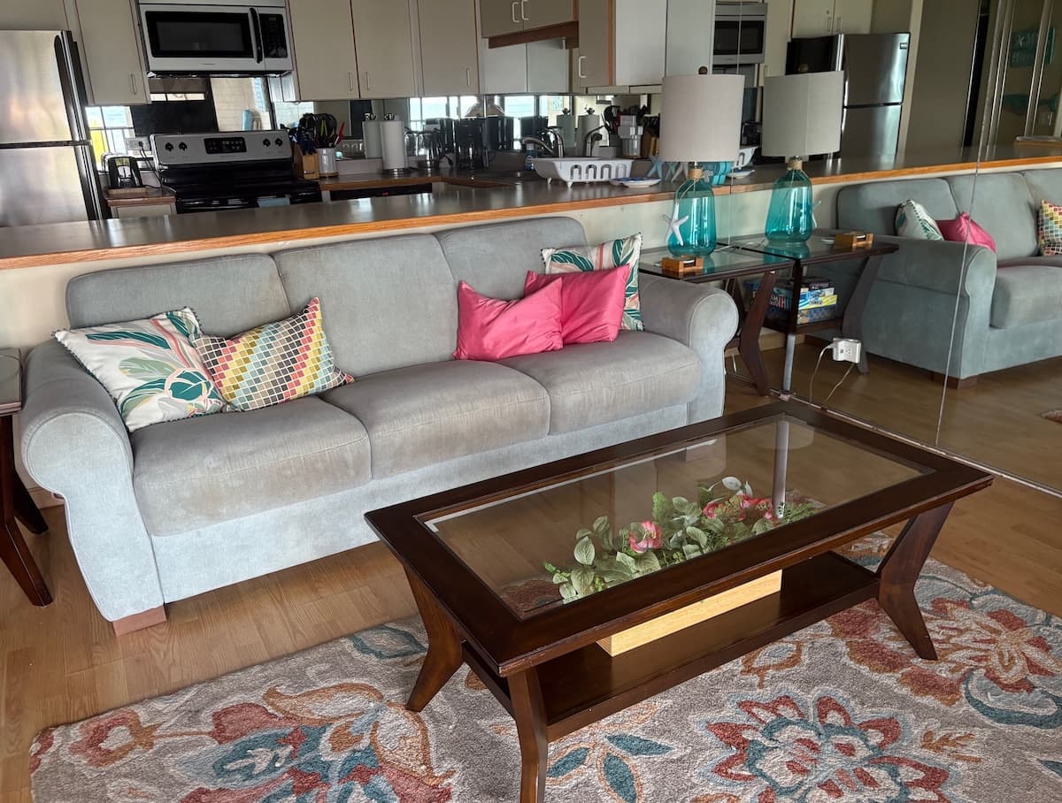 Condo in Wailuku · ★4.91 · 1 bedroom · 1 bed · 1 bath - Photo 3