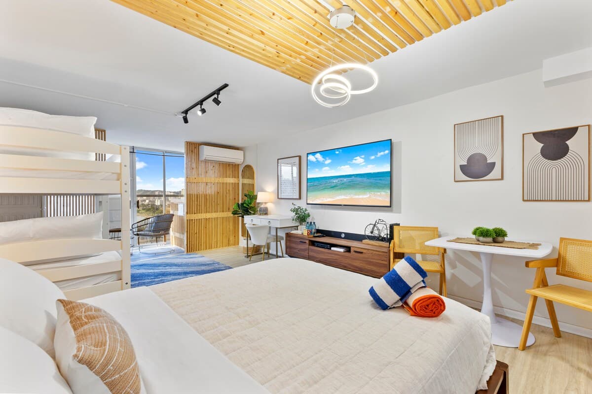 15FL-Spacious Family/Group Studio-Central Waikiki! - Photo 2