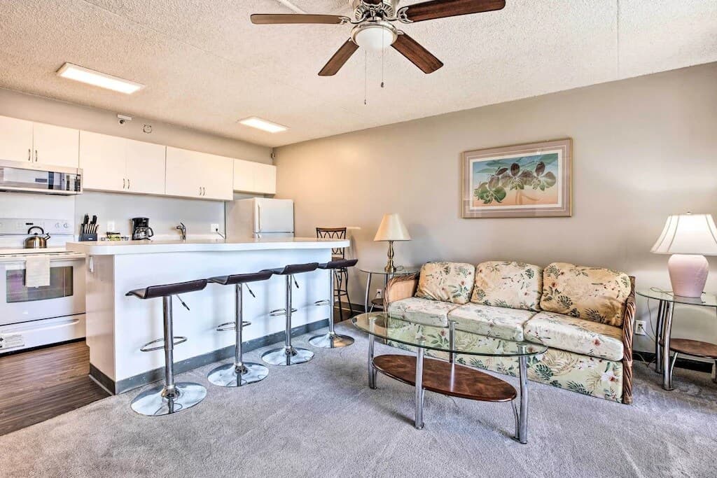 Hotel in Honolulu · ★4.67 · 1 bedroom · 3 beds · 1 private bath - Photo 1