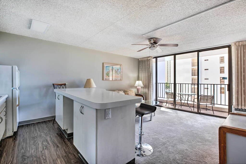 Hotel in Honolulu · ★4.67 · 1 bedroom · 3 beds · 1 private bath - Photo 5