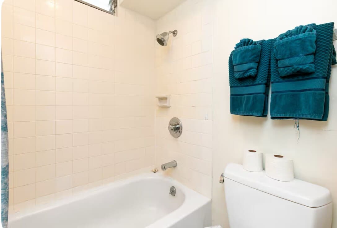 907 Remodeled, central! - Photo 4