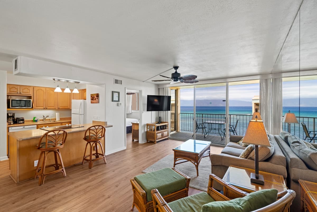 Ocean/Beach Front & Central Air - Photo 2