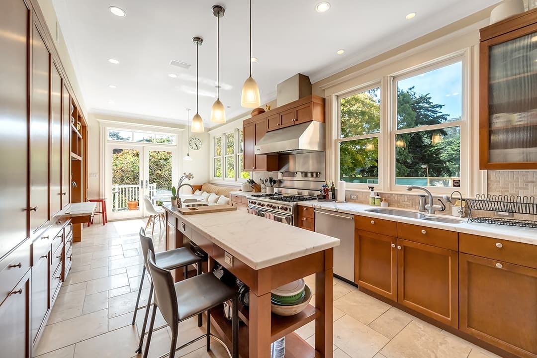 Edwardian Home Overlooking Presidio Golf Course - Photo 1