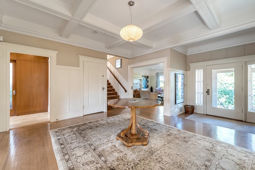Edwardian Home Overlooking Presidio Golf Course - Photo 2