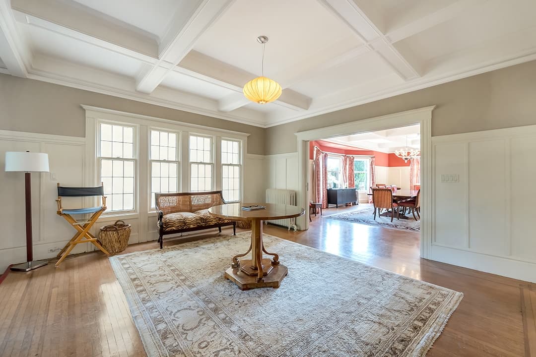 Edwardian Home Overlooking Presidio Golf Course - Photo 3