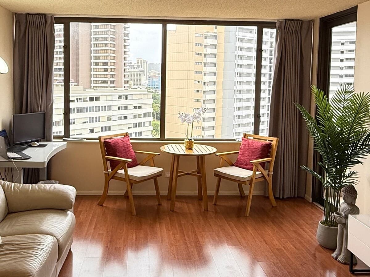 Waikiki Condo | Ocean View | Pool + Free Parking - Photo 1
