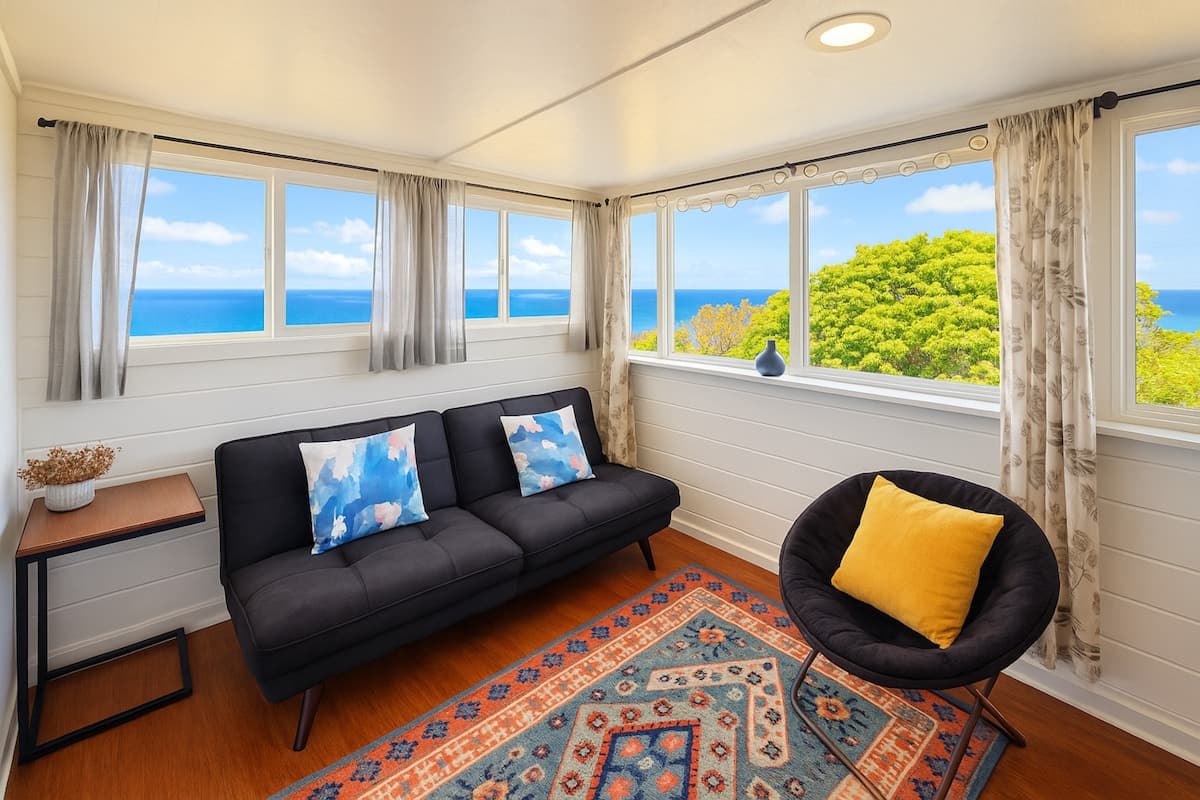 Aloha Magic Cottage w/ Private Porch & Ocean Views - Photo 1
