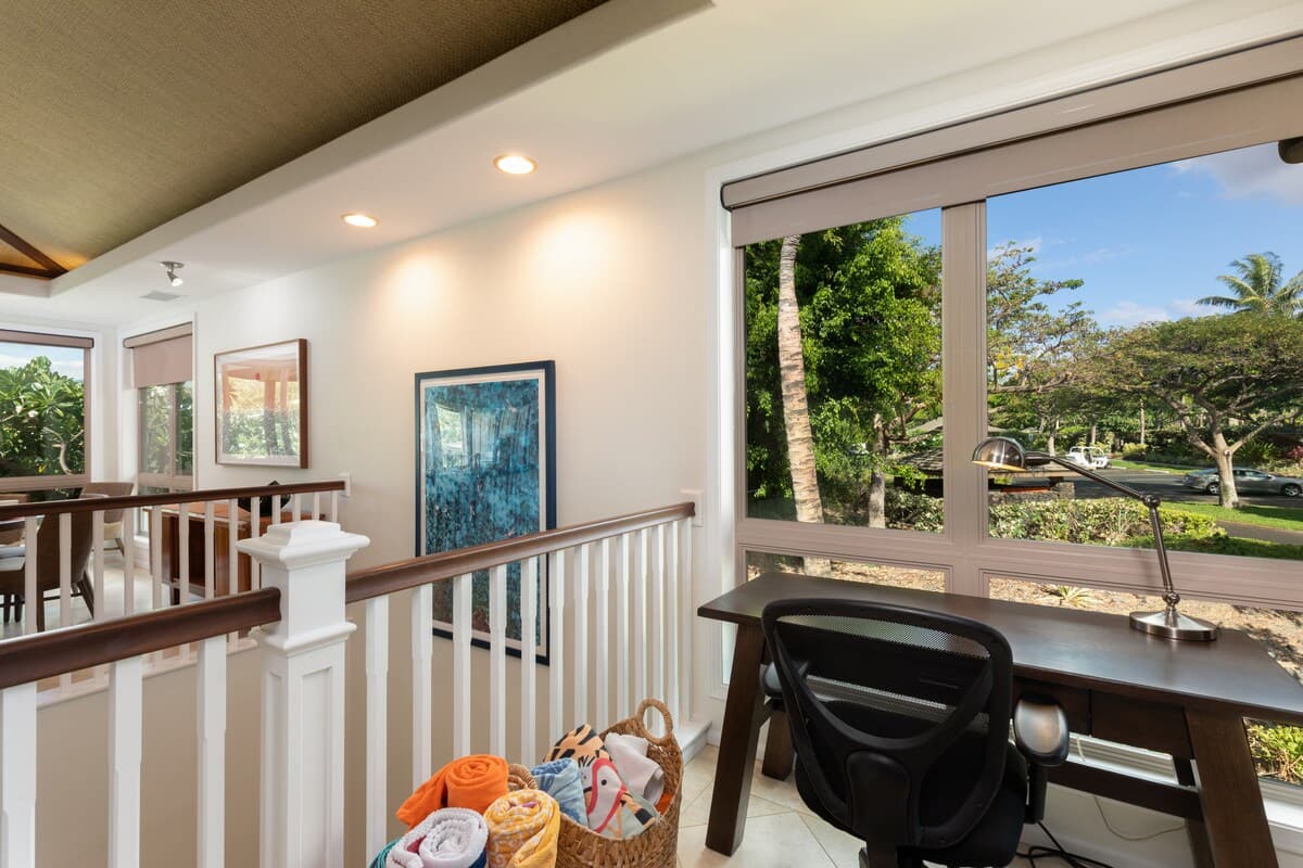 Home in Waimea · ★5.0 · 4 bedrooms · 7 beds · 3.5 baths - Photo 5