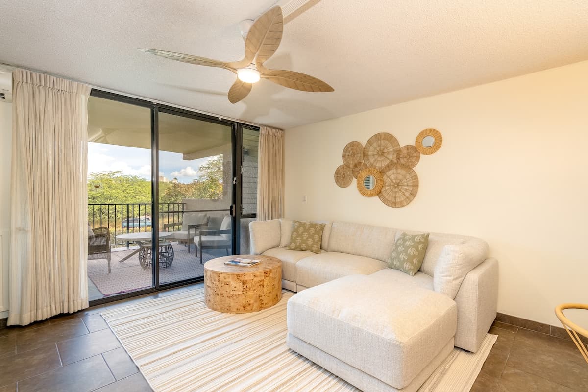Condo in Kihei · ★5.0 · 1 bedroom · 2 beds · 2 private baths - Photo 3