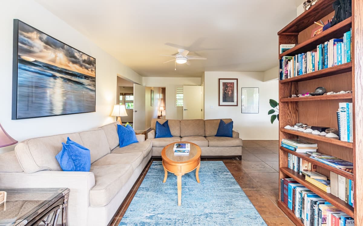 Villa in Pahoa · ★4.86 · 4 bedrooms · 6 beds · 2 private baths - Photo 5
