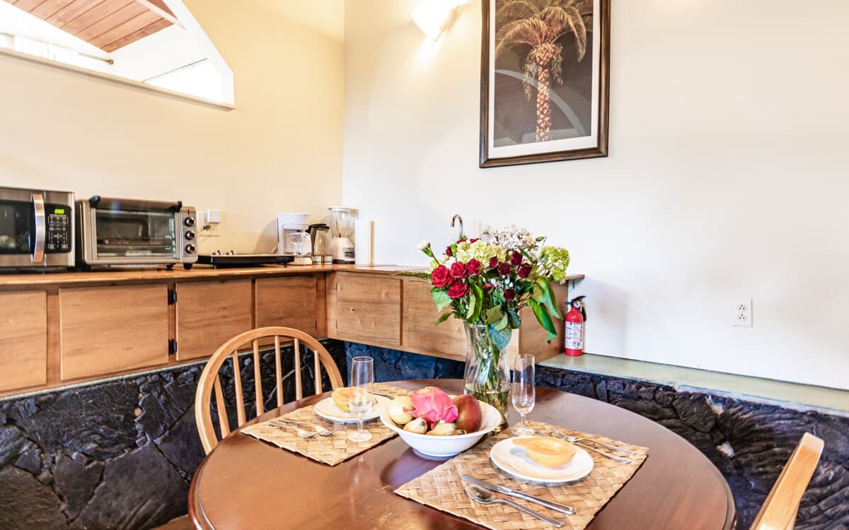 Guesthouse in Pahoa · ★4.88 · 1 bedroom · 2 beds · 1 bath - Photo 4