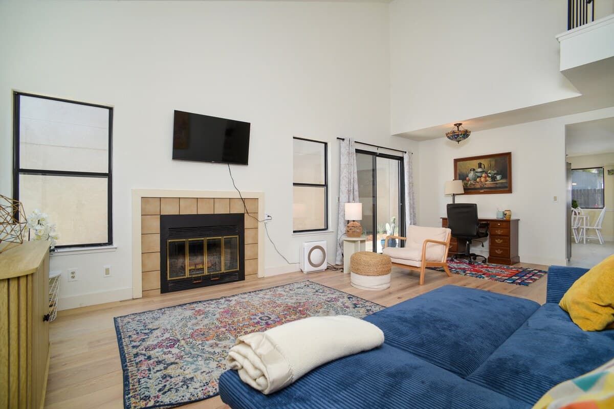 Stylish Pocket-Greenhaven Home Near River & Parks - Photo 2