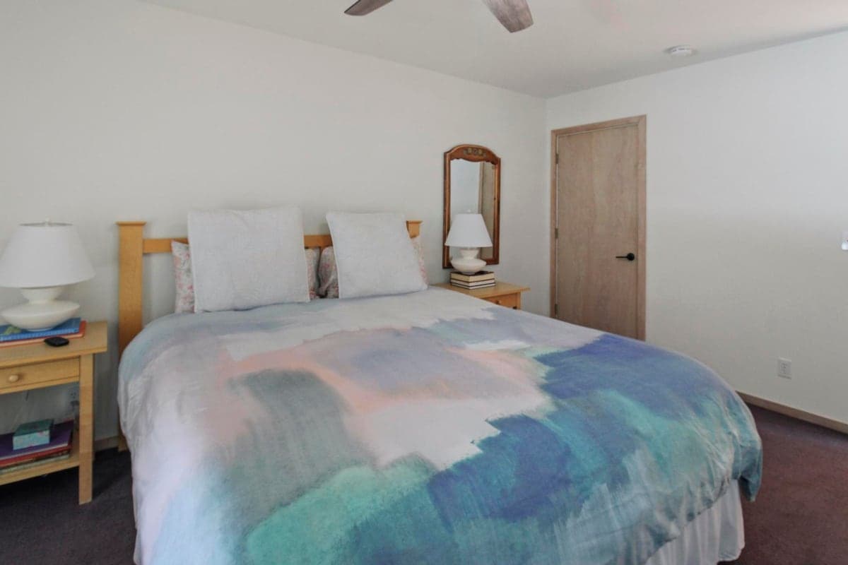 Tahoe Cabin w/ Hot Tub, Game Room & Beach Access - Photo 2