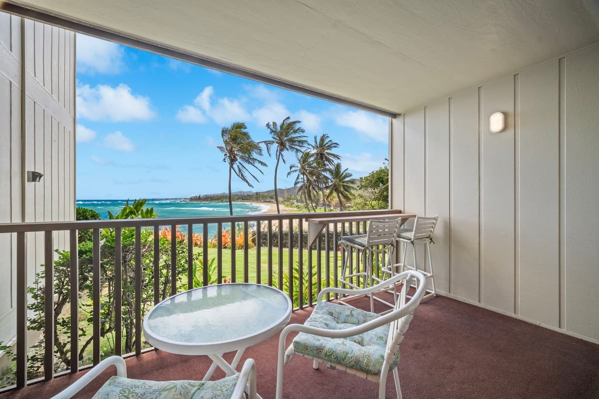 Condo in Kapaa · ★4.94 · 1 bedroom · 1 bed · 1 bath - Photo 5