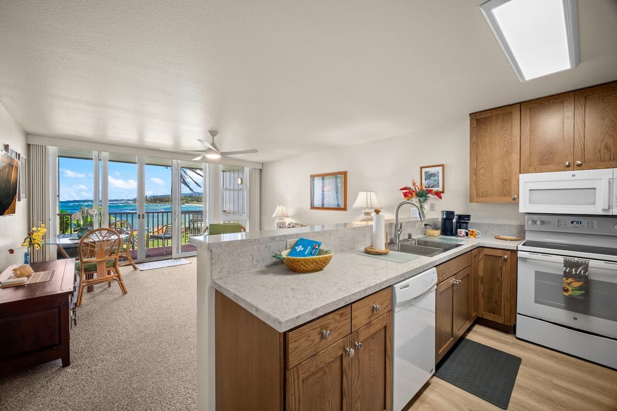 Condo in Kapaa · ★4.94 · 1 bedroom · 1 bed · 1 bath - Photo 1