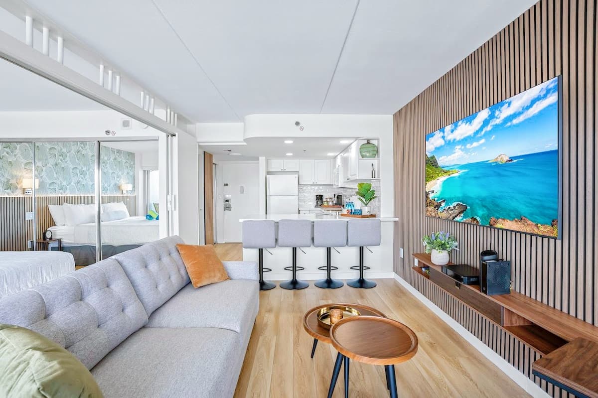 20F-High Floor Ocean View-Ilikai-1BR-Waikiki Beach - Photo 4