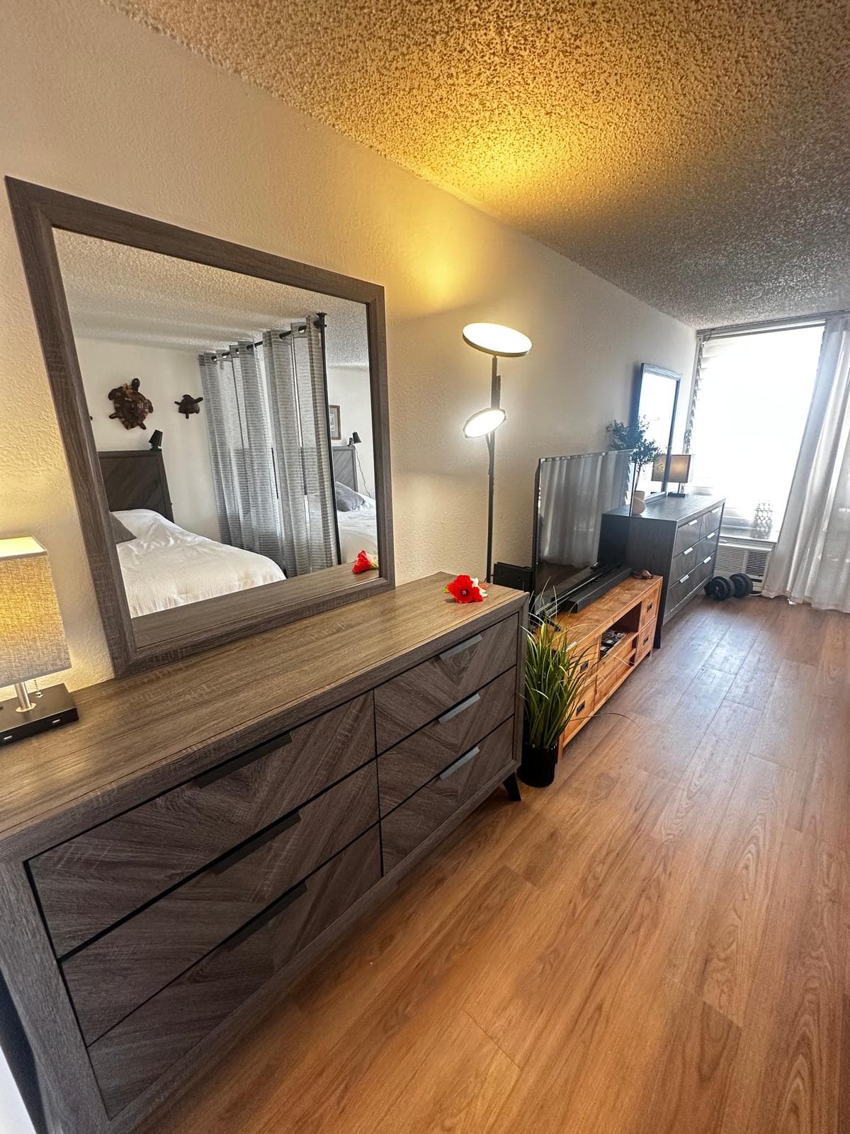 Studio for 4 people w/ Pool Jacuzzi Sauna BBQ - Photo 4