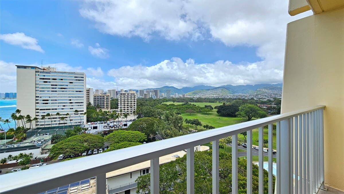 DHBH PH02 -King Bed, Gold Coast Penthouse Paradise - Photo 4
