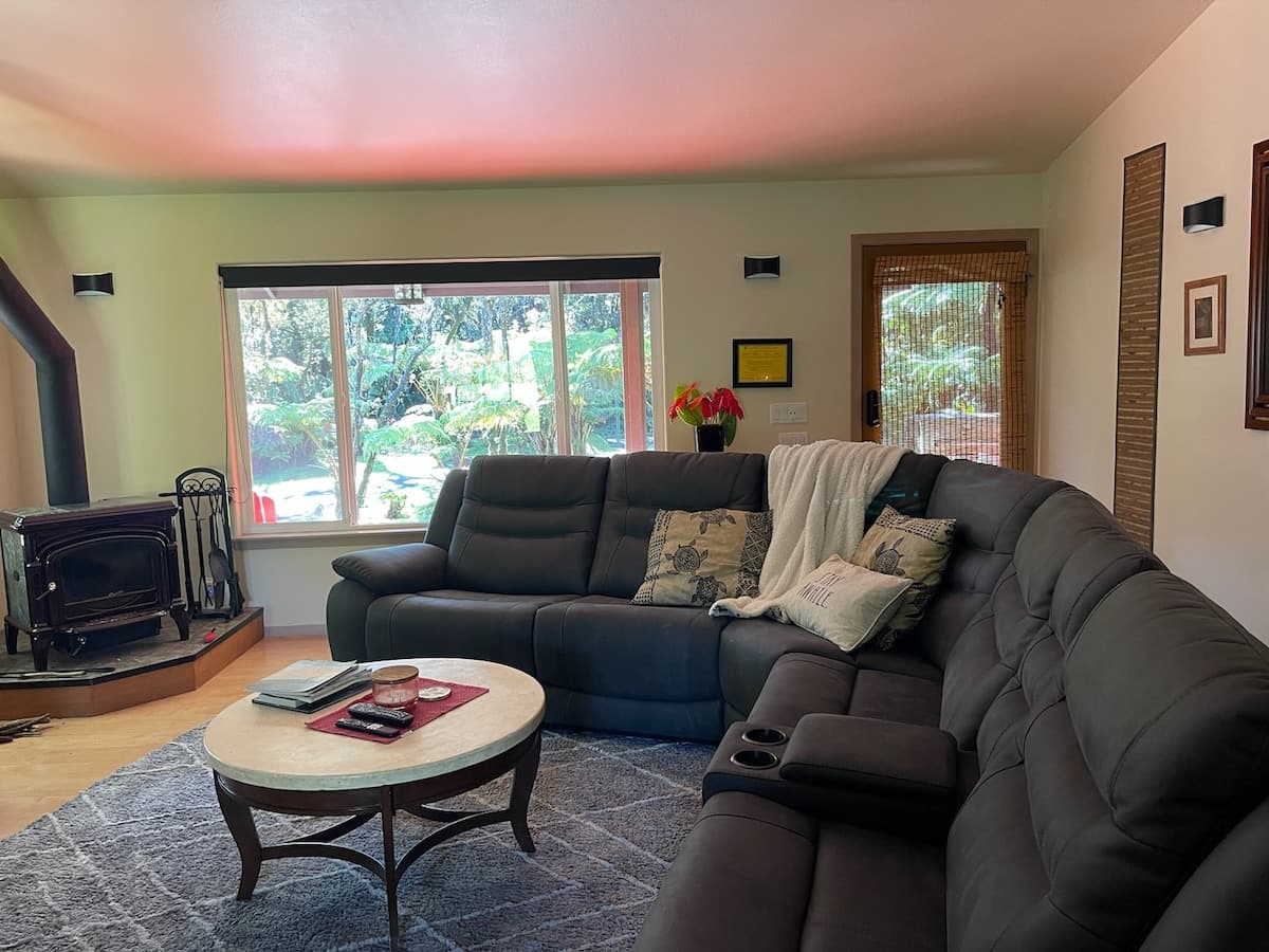 Home in Volcano · ★4.77 · 3 bedrooms · 3 beds · 2 baths - Photo 1