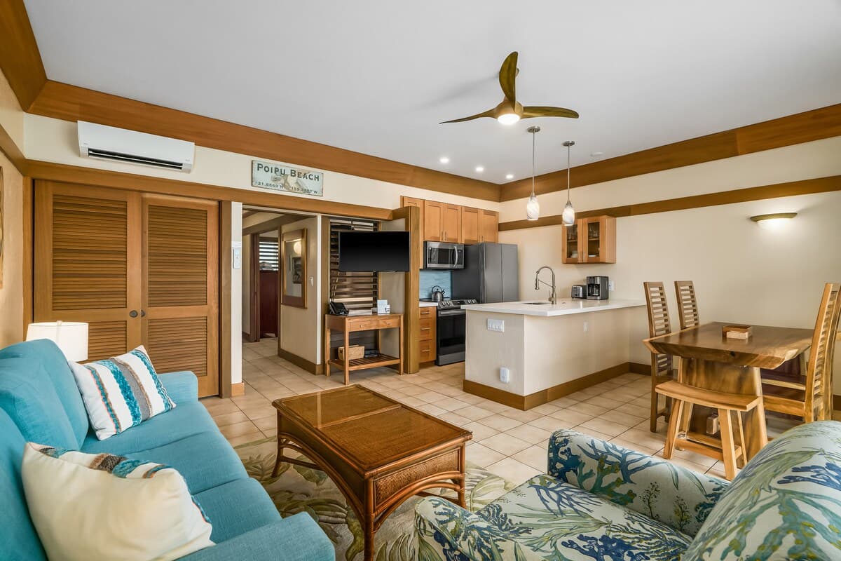 Ground Floor•AC•Beach•Pool #304 - Photo 3