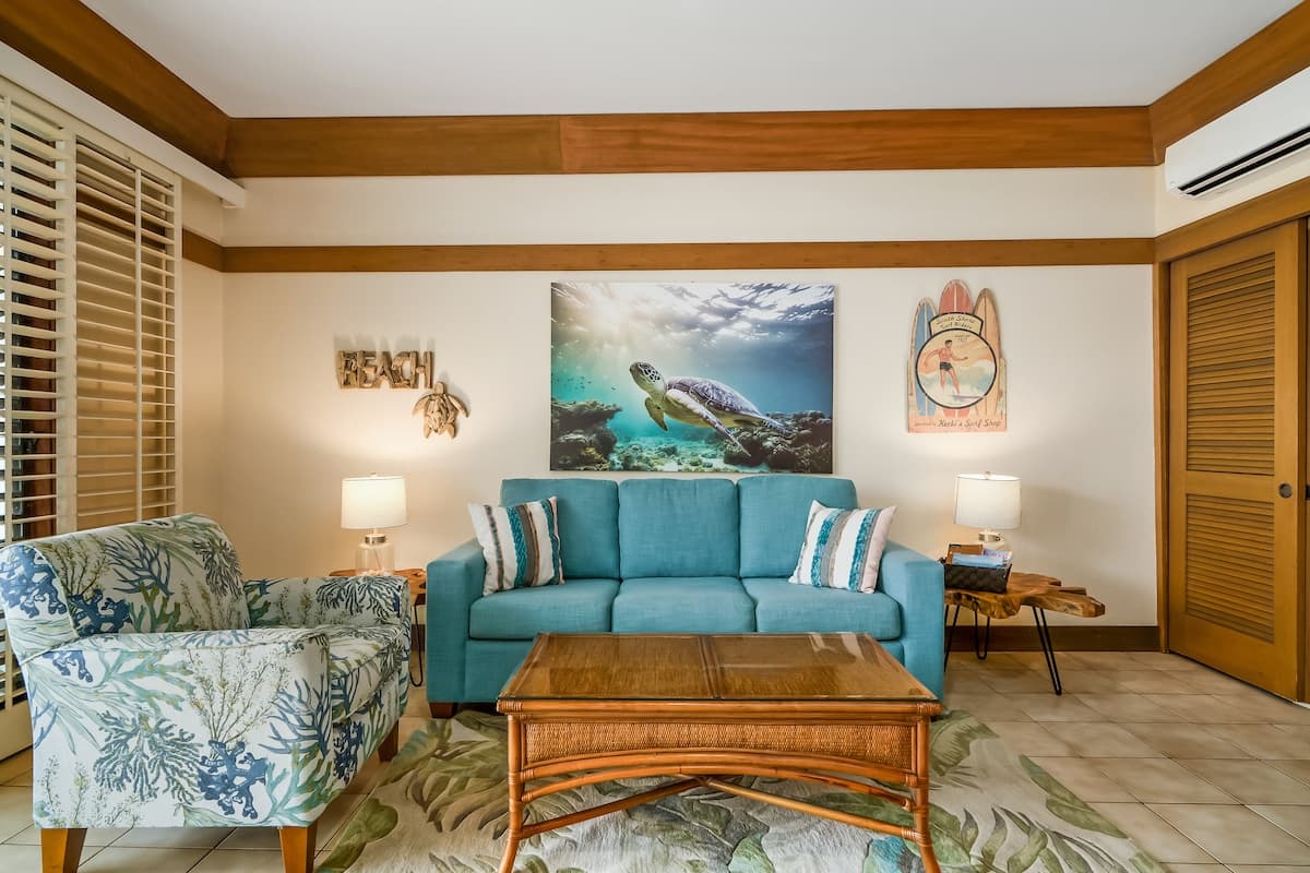 Ground Floor•AC•Beach•Pool #304 - Photo 1