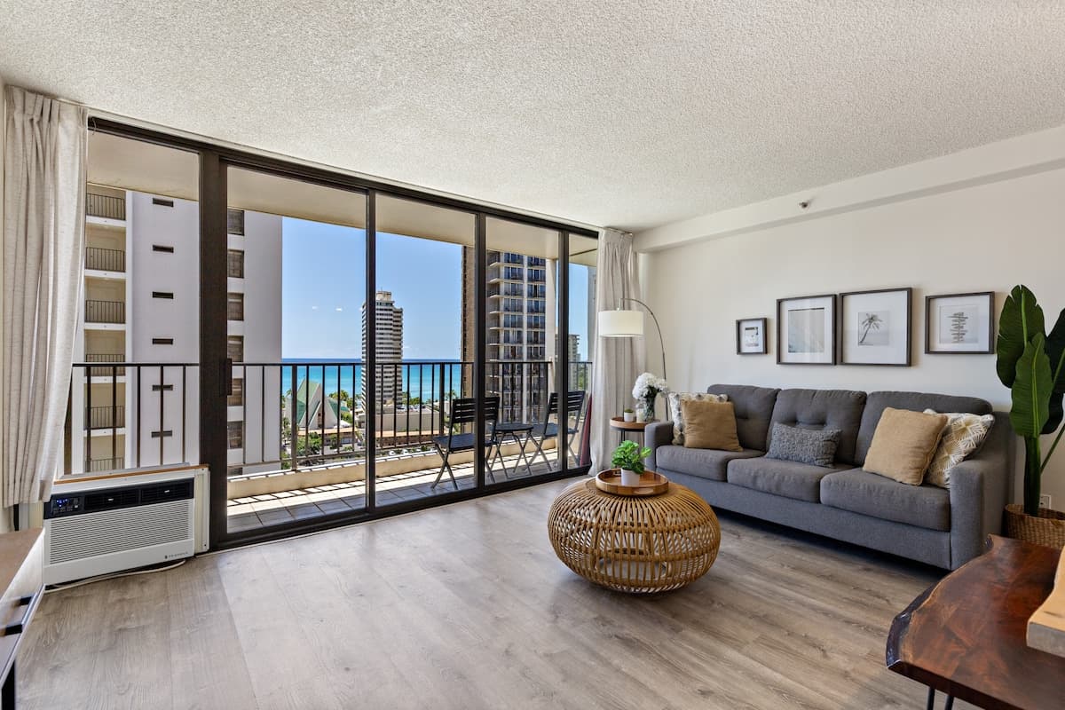 Hotel in Honolulu · ★4.69 · 1 bedroom · 3 beds · 1 private bath - Photo 5