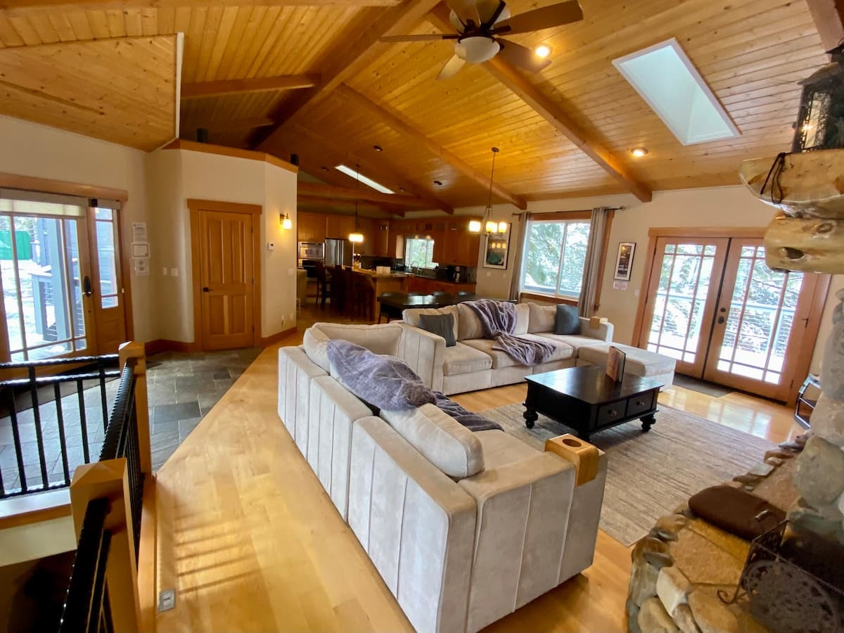 Luxury 6BR Near Heavenly, Hot Tub, Game Room - Photo 5