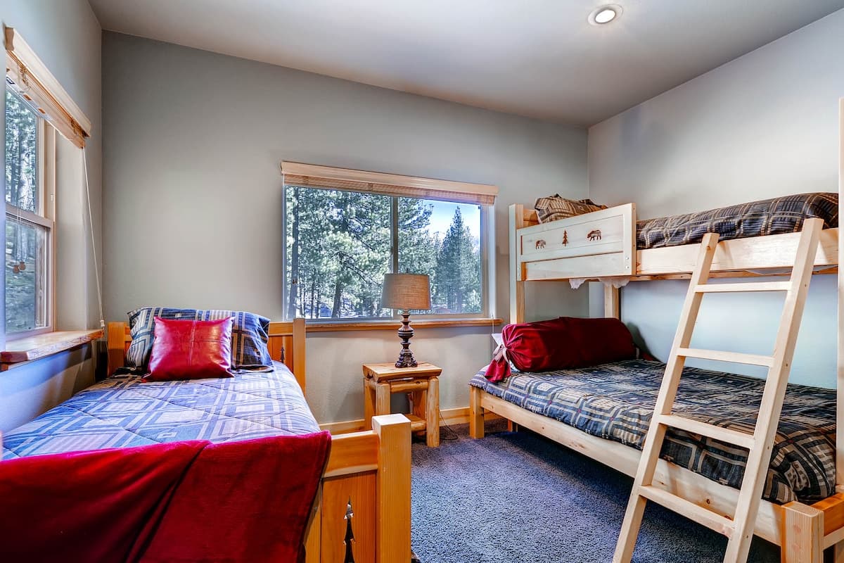 5BR Mountain Retreat with Hot Tub & Fenced Yard - Photo 3