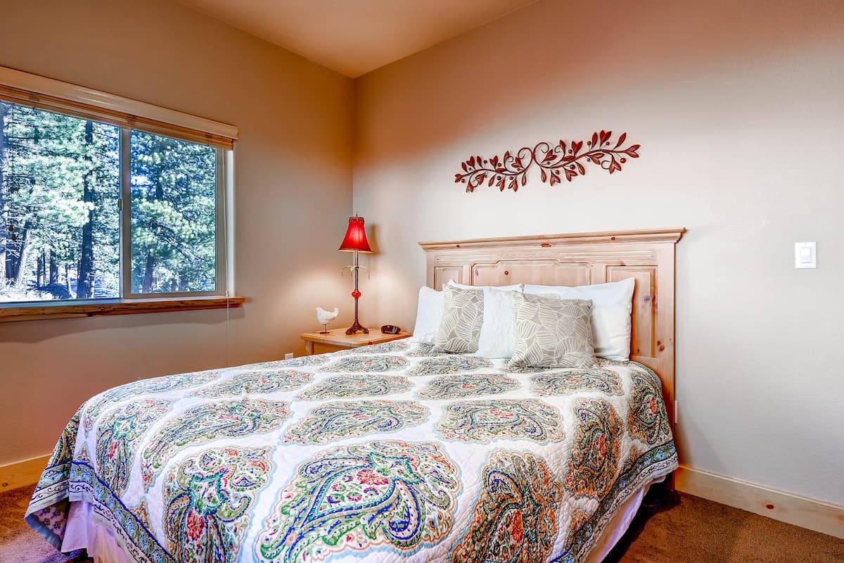 5BR Mountain Retreat with Hot Tub & Fenced Yard - Photo 2