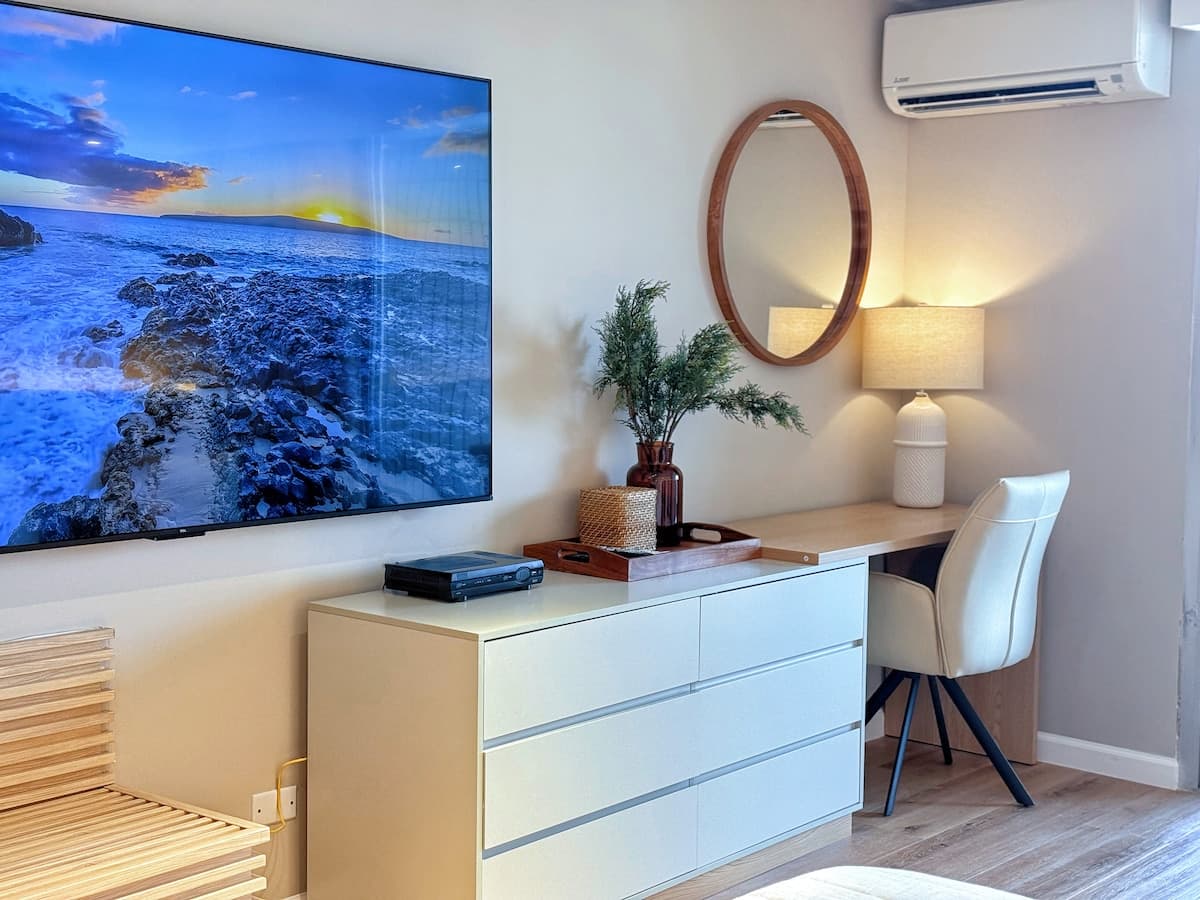 36F-Island Colony Studio-City/Partial Ocean Views - Photo 2