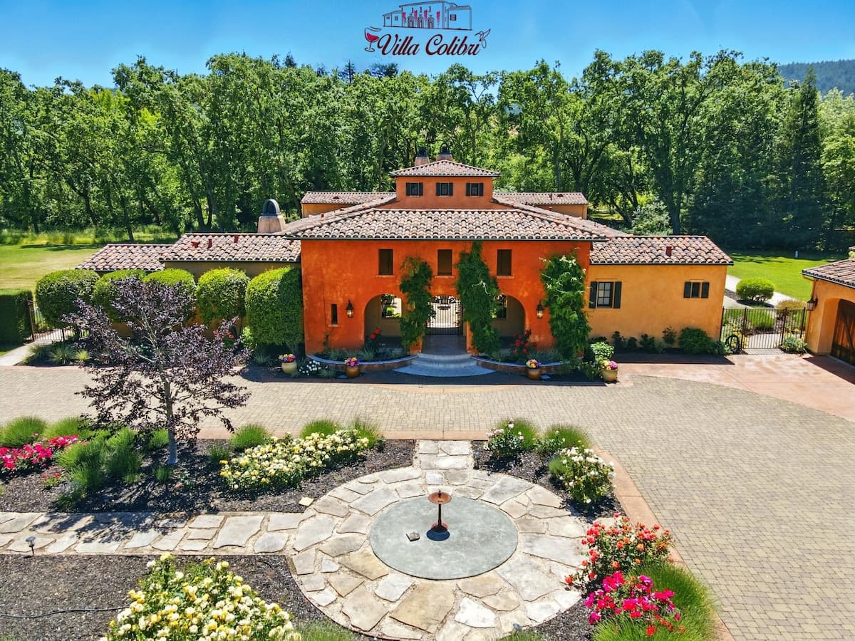 Villa Colibri Private Estate, Room to Gather - Photo 1