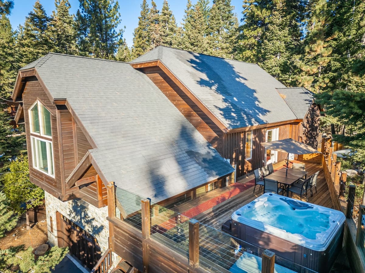 Lakeview Lodge Hot Tub, Beach Walk, Views - Photo 4