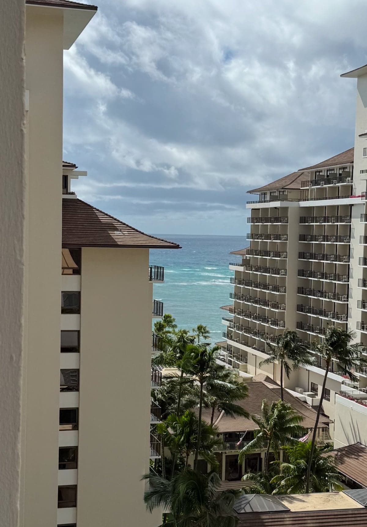 Cozy Studio at Imperial Waikiki – 1 Block to Beach - Photo 5