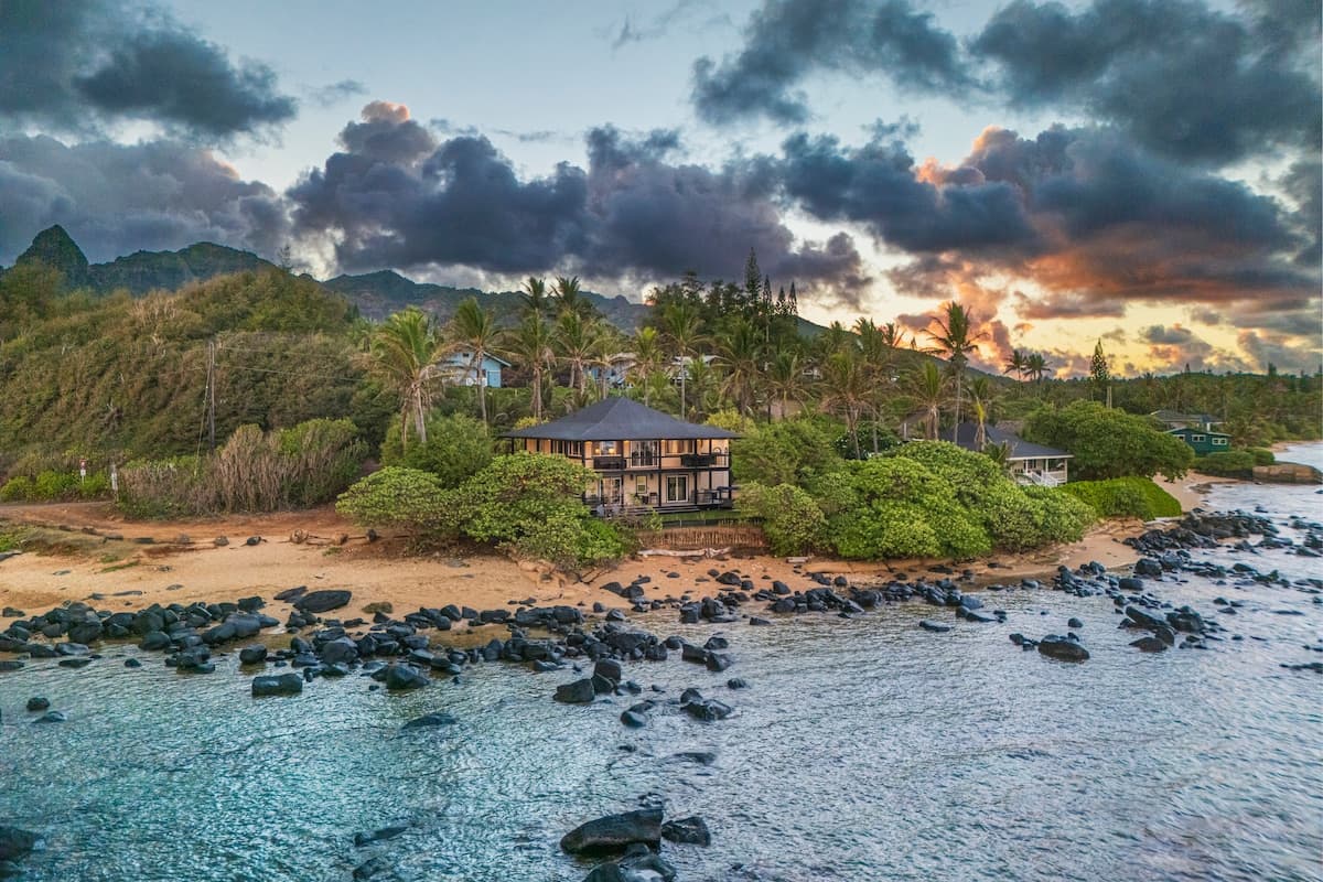 Home in Anahola · ★4.92 · 3 bedrooms · 5 beds · 3.5 private baths - Photo 1