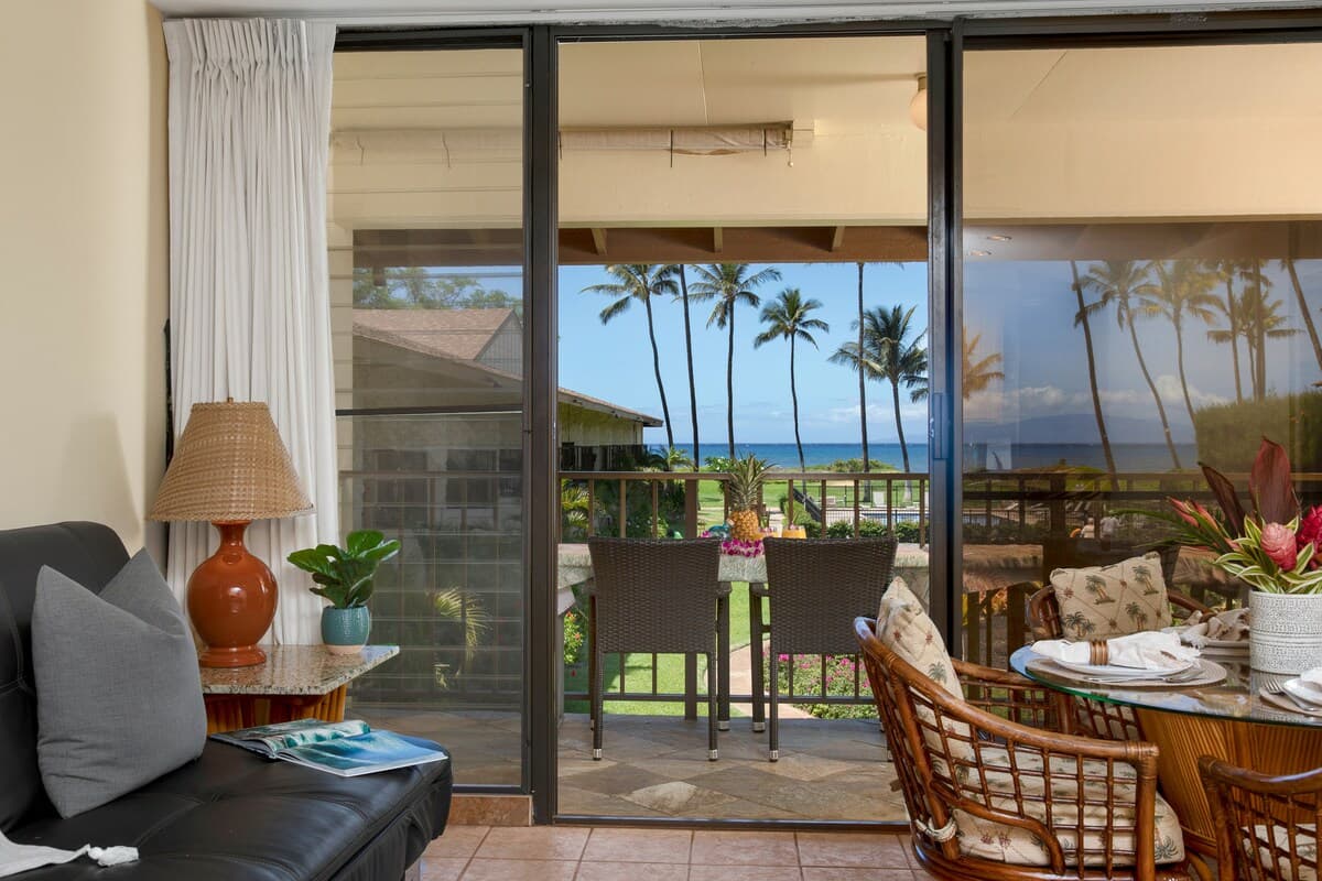 Condo in Kihei · ★4.8 · 2 bedrooms · 2 beds · 2 baths - Photo 4
