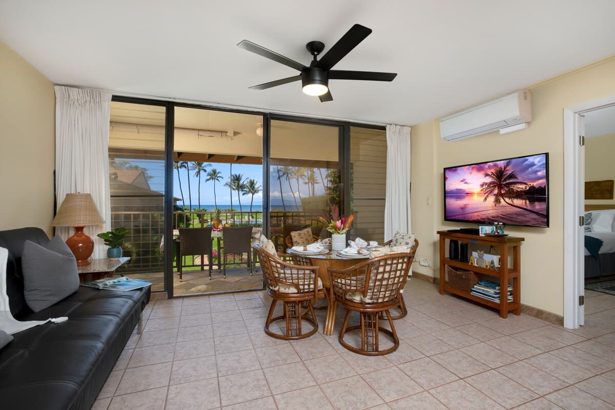 Condo in Kihei · ★4.8 · 2 bedrooms · 2 beds · 2 baths - Photo 1