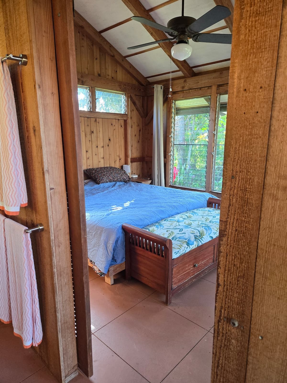 Cabin in Pahoa · ★5.0 · 1 bedroom · 1 bed · 1 private bath - Photo 5