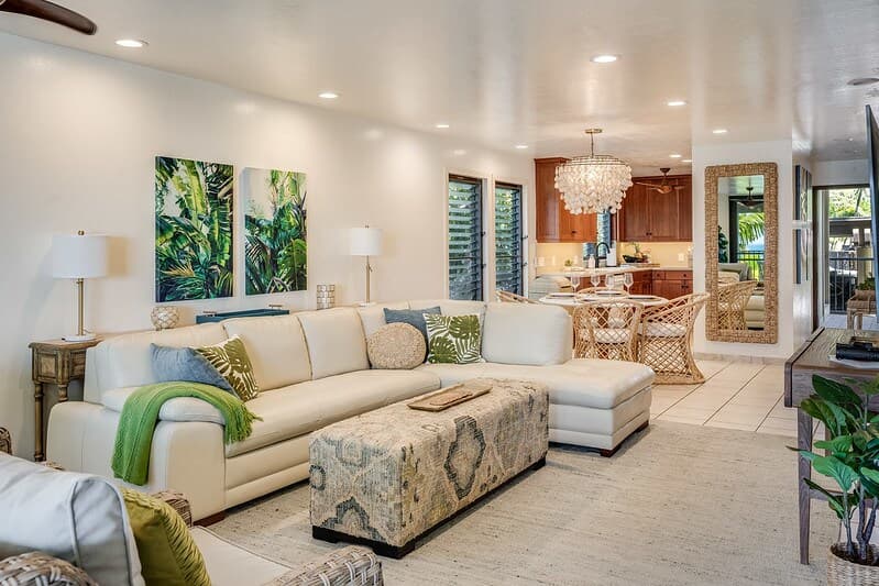 Beautiful Modern Ocean Front Condo - Photo 2