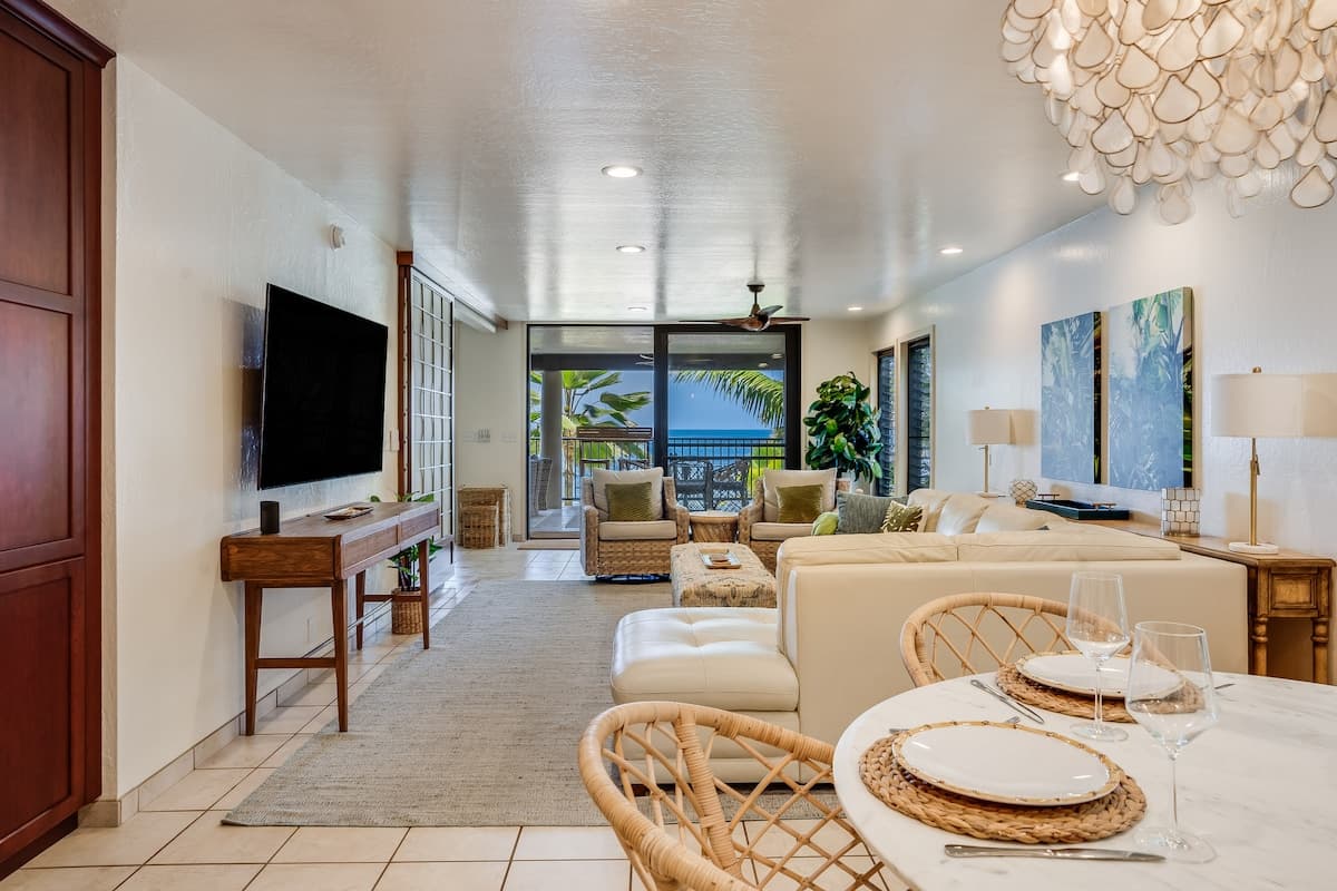 Beautiful Modern Ocean Front Condo - Photo 4