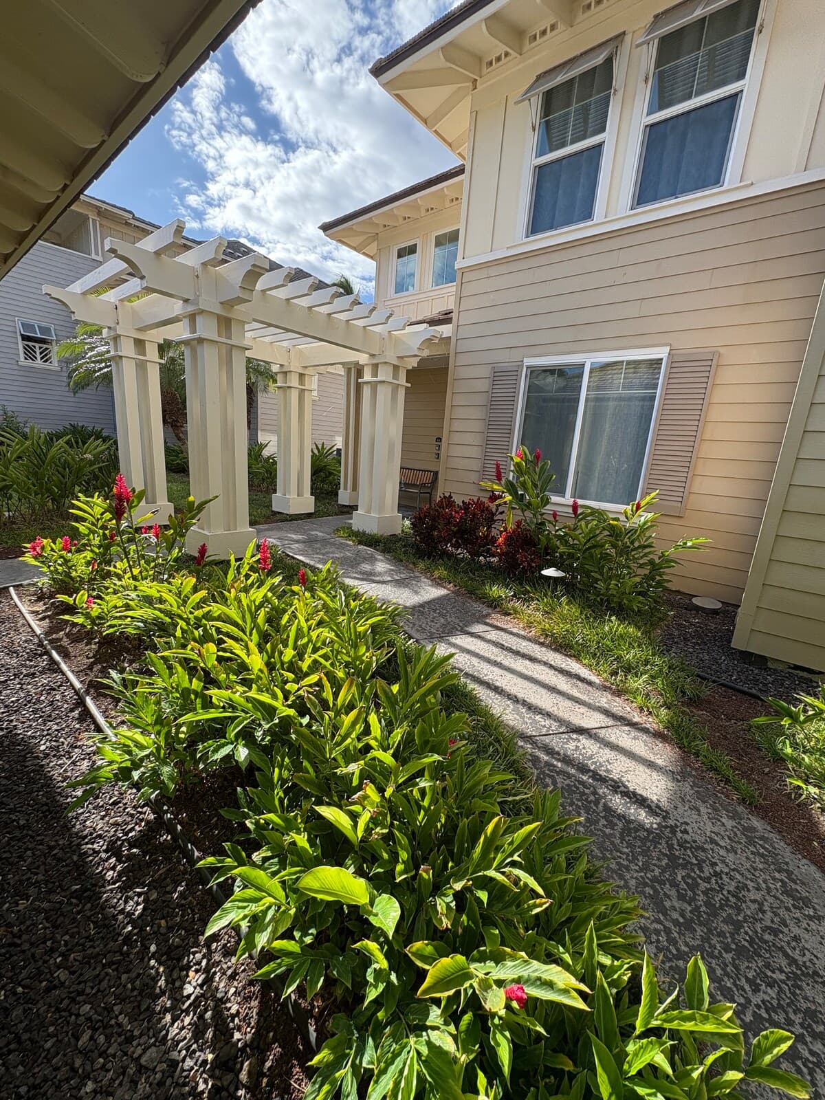 Townhouse in Waikoloa Village · ★4.95 · 3 bedrooms · 7 beds · 3 baths - Photo 4