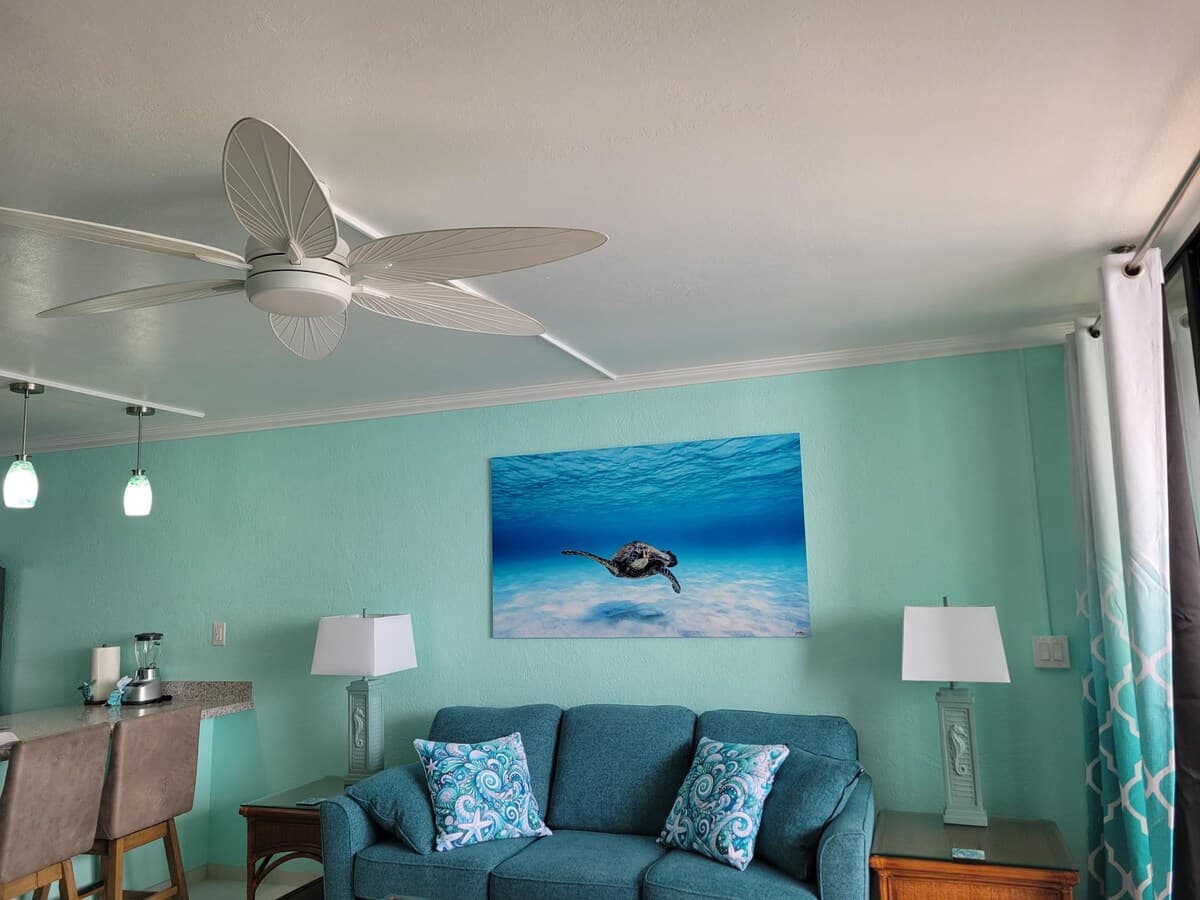 Condo in Kailua-Kona · ★5.0 · 1 bedroom · 2 beds · 1 bath - Photo 5